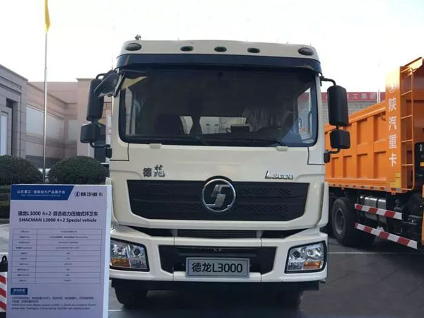 DZ98149534062   散热器进水管   Radiator inlet pipe   SHACMAN  L3000  Engine cooling system