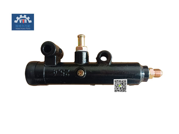 1602110-367 离合器总泵   clutch master cylinder FAWDE J5 Truck transmission system accessories