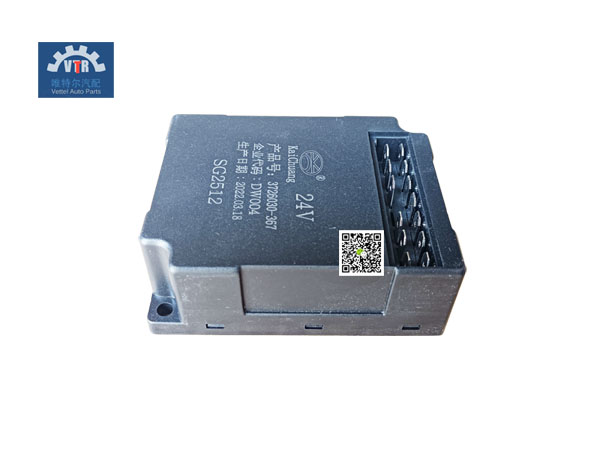 3726030-367    转向闪光控制器   Flash relay  FAWDE J6 truck electrical appliances