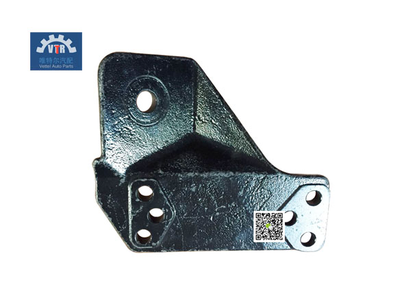 DZ93259599998    发动机右前支架  Engine right front bracket  SHACMAN  F2000  F3000  Truck engine suspension parts