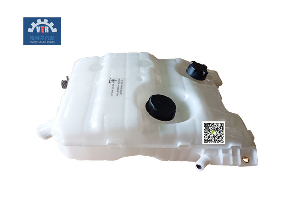 7420828416   膨胀水箱 Expansion tank 雷诺RENAULT
